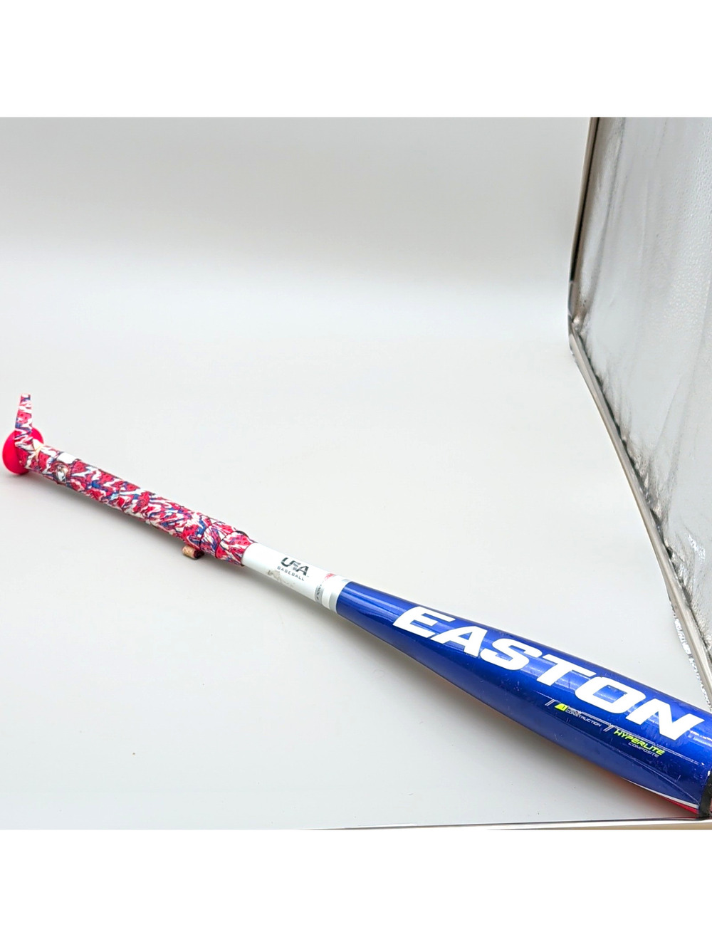 EASTON Hyperlite 27/14 (-13) Composite 1-Piece Balanced 2 5/8 USA Bat Baseball